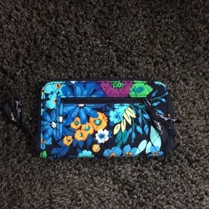 Brand new never been used Vera Bradley wallet